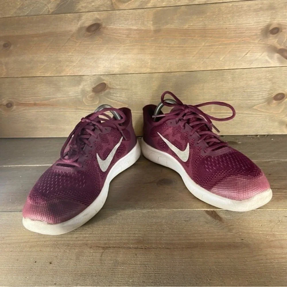 Nike free rn kids youth size 7 Y shoes purple athletic running sneakers